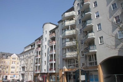 3 Zimmer, Balkon, Stellplatz ... auf dem Kaßberg!