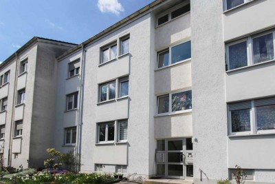 Attraktive Kapitalanlage: vermietete 2-Zimmer-Wohnung mit Balkon und Stellplatz