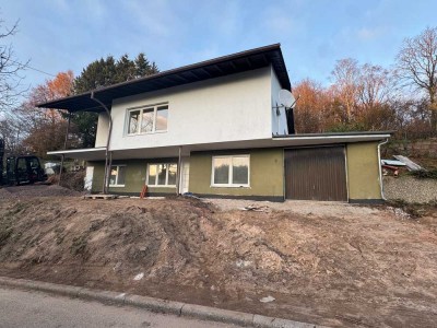 Neuwertiges 6-Zimmer Einfamilienhaus mit Garage in Leimen