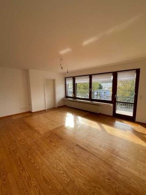 Helle 2-Zimmer Wohnung im 2. OG mit Balkon in Aachen-Haaren