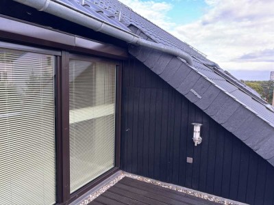 Schöne und gepflegte 2-Raum-DG-Wohnung mit vielen Extras und EBK in Wolfsburg