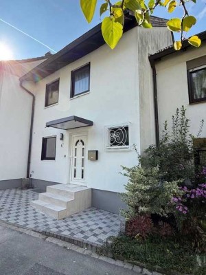 Helles Reihenmittelhaus, gute Lage, 6 Zi, 1 Garage, 90455 N-Worzeldorf