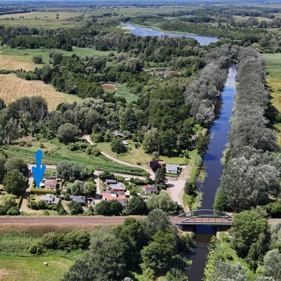 ***KREMMEN: KLEINES HAUS NÄHE RUPPINER KANAL ZU VERMIETEN***