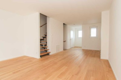 Modernes Stadthaus: 5 Zimmer mit Garten!
