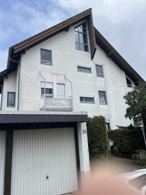 Modernisierte 1-Raum-Wohnung mit Balkon in Waldalgesheim