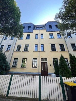 Großzügige 4,5 Zimmer Maisonette-Wohnung + Balkon + 2 Bäder