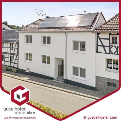 Erstbezug nach Kernsanierung! Bezugsfreies und großzügiges 220m² Einfamilienhaus in Neubauqualität