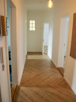 4-Zimmerwohnung mit Altbaucharme