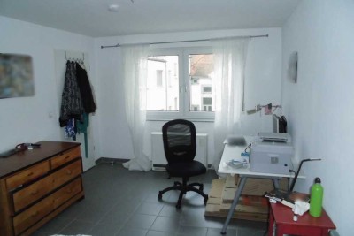 Gepflegte 2 Zimmer Wohnung in der Karlsruher City