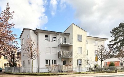 Leerstehende 2-Zimmer-Wohnung mit Balkon und Tiefgaragen-Stellplatz in Blasewitz