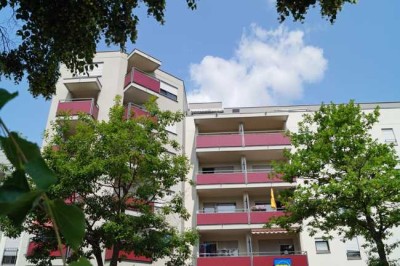 Karlsruhe-Neureut: Sonnige, freie 1 Zi. Wohnung mit Balkon und Stellplatz zu verkaufen