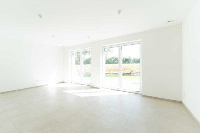 Neubau-Erstbezug: Stilvolles Energieeffizienz-Wohnen für Familien und Generationen