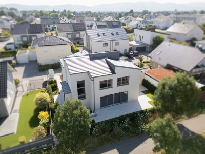 Architektenhaus  mit luxuriöser Innenausstattung in Heddesheim