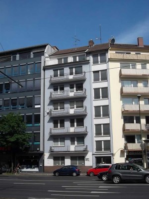 3-Zimmer-Wohnung _ Erstbezug nach Modernisierung