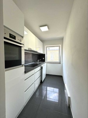 Moderne & helle 2-Zimmer-Wohnung in Stuttgart West (WG geeignet)
