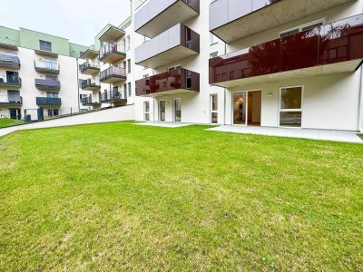 Helle Familienwohnung mit großem Eigengarten und zwei sonnigen Terrassen