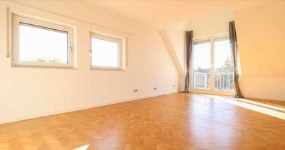 Exklusive 3-Raum-Maisonette-Wohnung mit gehobener Ausstattung mit Balkon und EBK