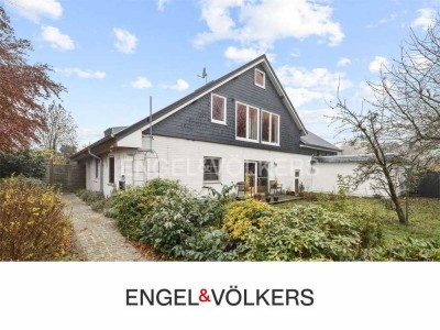 Großzügig wohnen auf großem Grundstück