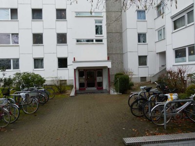 Helle, sehr gut geschnittene 3 Zimmer-Wohnung von privat