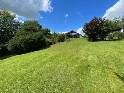 Einzigartiges Einfamilienhaus mit Panoramablick und großem Grundstück