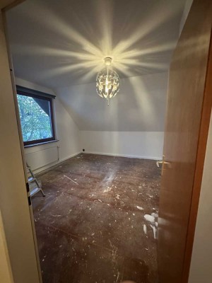 Helle 2-Zimmer-Wohnung im 1. OG in Berlin-Rudow