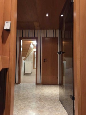 Helle 2-Zimmer Dachgeschosswohnung in Haan