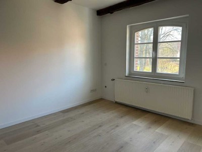 Sanierte Altbauwohnung neben dem Freckenhorster Schloss!