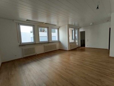 Kompakt. Modern. Zentral. – 1-Zimmerwohnung mit Balkon in Plochingen