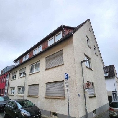 Zentral gelegene Erdgeschosswohnung mit guter Aufteilung und Stellplatz in Kaiserslautern