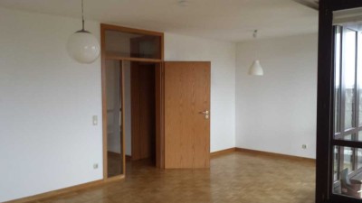 Zwei Zimmernwohnungsowie Balkon und Einbauküche in Bad Soden am Taunus