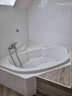*NEUER PREIS* Maisonettewohnung mit Dachterrasse und Whirlpool *Virtueller Rundgang*