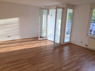 Helle 4-Zimmer-Wohnung mit Wintergarten in Bietigheim-Bissingen