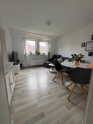 Schöne und optimal geschnittene Wohnung mit ausgebauten Dachgeschoss.
