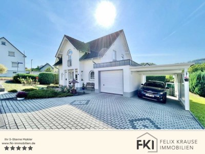 **Modernes Einfamilienhaus mit Garage und Garten in schöner Lage von Scheuerfeld**