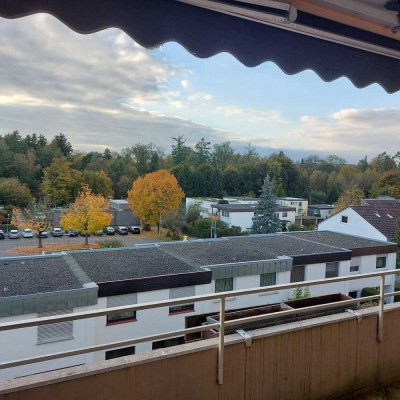 Gepflegte 3-Zimmer-Wohnung in Ulm-Wiblingen mit Balkon und Einzelgarage