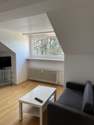 Möblierte 3-Zimmer-Dachgeschosswohnung in München Untermenzing