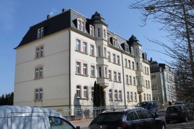 Gegenüber der neuen Universitätsbibliothek WG Nr. 1
