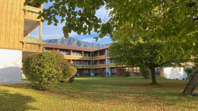 Möblierte, attraktive Ferienwohnung im EG "Chiemgau-Appartments" inmitten herrlicher Berglandschaft