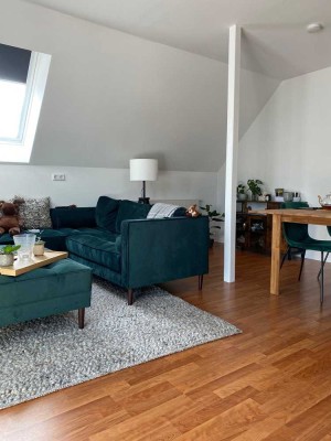 Moderne, helle 3-Zimmer-Maisonette Wohnung in ruhiger Lage
