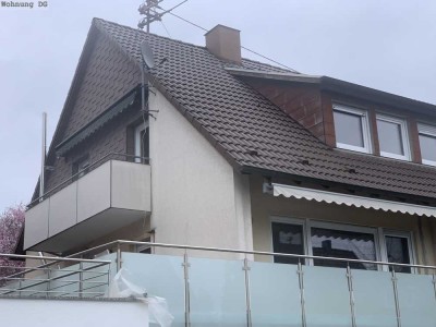 Vollständig renovierte 3-Zimmer-DG-Wohnung mit Balkon und EBK in Sindelfingen