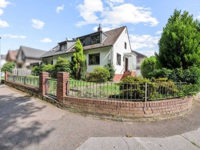 Doppelhaushälfte mit großem Garten in Leverkusen-Schlebusch