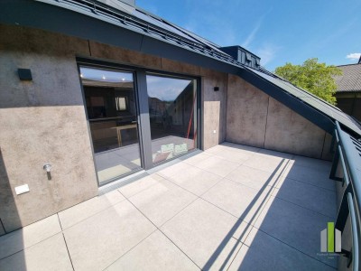 Luxuriöses Penthouse im Neubau mit großzügiger Südterrasse und Weitblick
