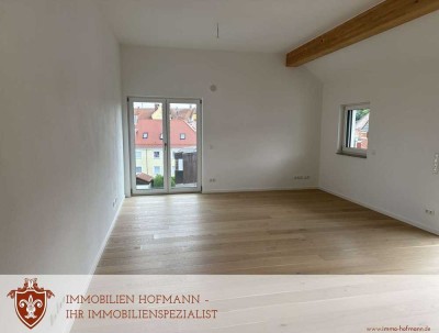 !! Hochwertige 3-Zimmer Dachgeschosswohnung !!