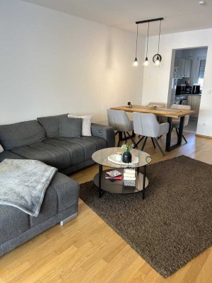 Exklusive, neuwertige 3-Zimmer-Wohnung mit gehobener Innenausstattung und Einbauküche in Stein