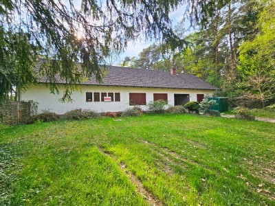 Großzügiger Bungalow im Außenbereich