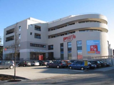 Großzügige 3 Zimmer- Wohnung direkt in der City (6)