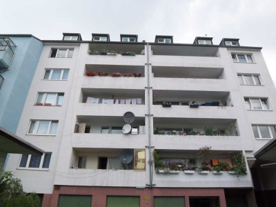 Mehrfamilienhaus in Düsseldorf-Flingern mit Ausbaupotenzial