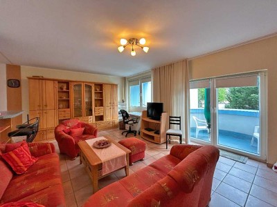 Ideale Wohnung für Singles, Studenten, Senioren mit Balkon, Aufzug und Stellplatz!