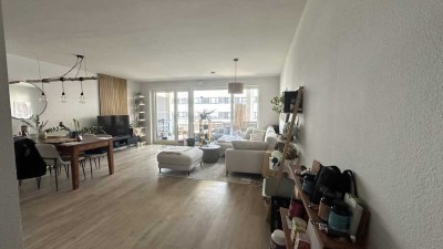 3-Zimmer Wohnung in 2. OG mit zwei Balkonen in Neubausiedlung.