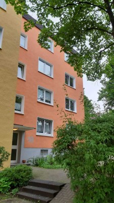 Eine helle, modernisierte Wohnung mit Stellplatz